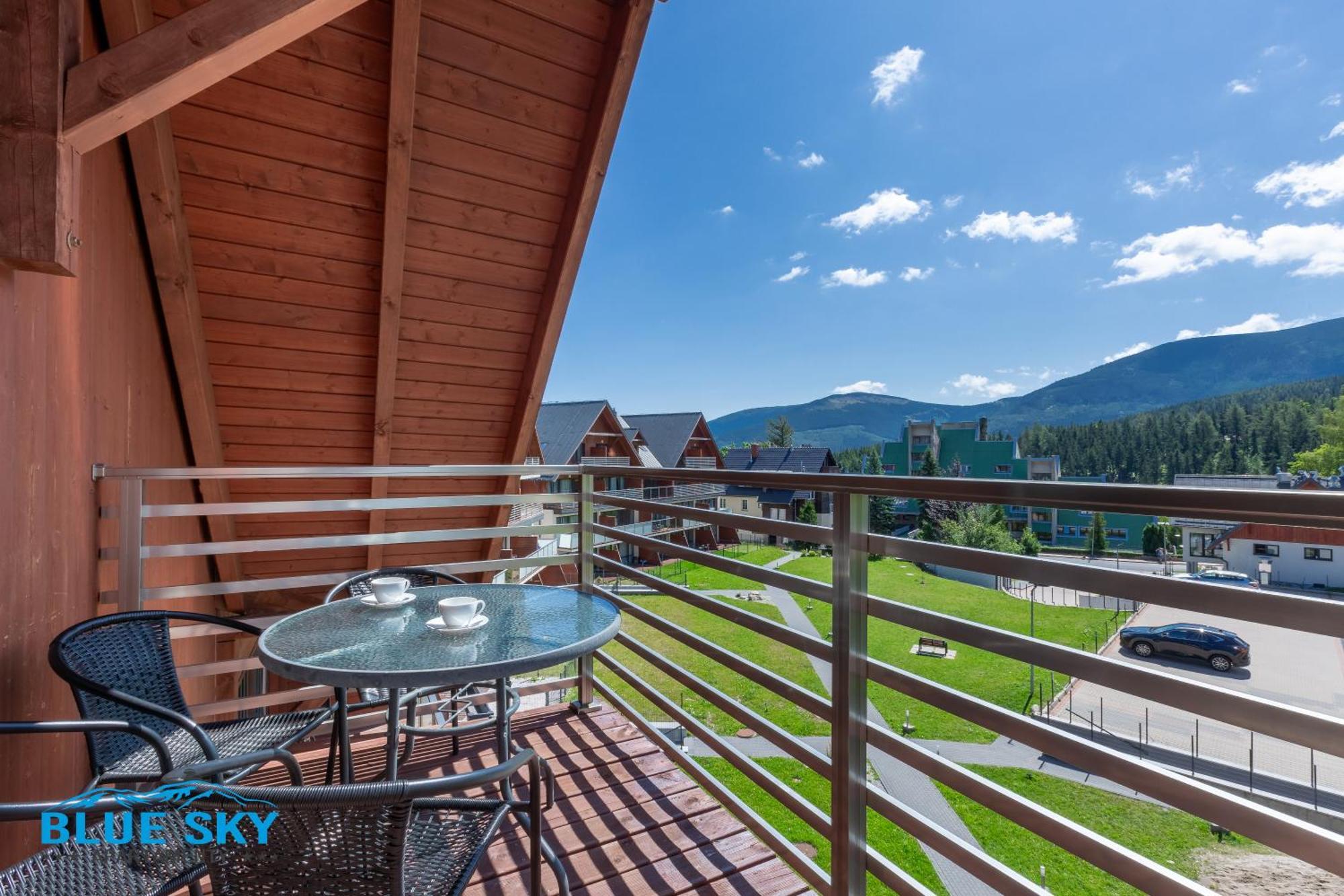 Apartamenty Bluesky - Karkonoska 13, Z Widokiem Na Gory, Blisko Szlakow I Wyciagow, W Zielonej Okolicy Карпач Екстер'єр фото