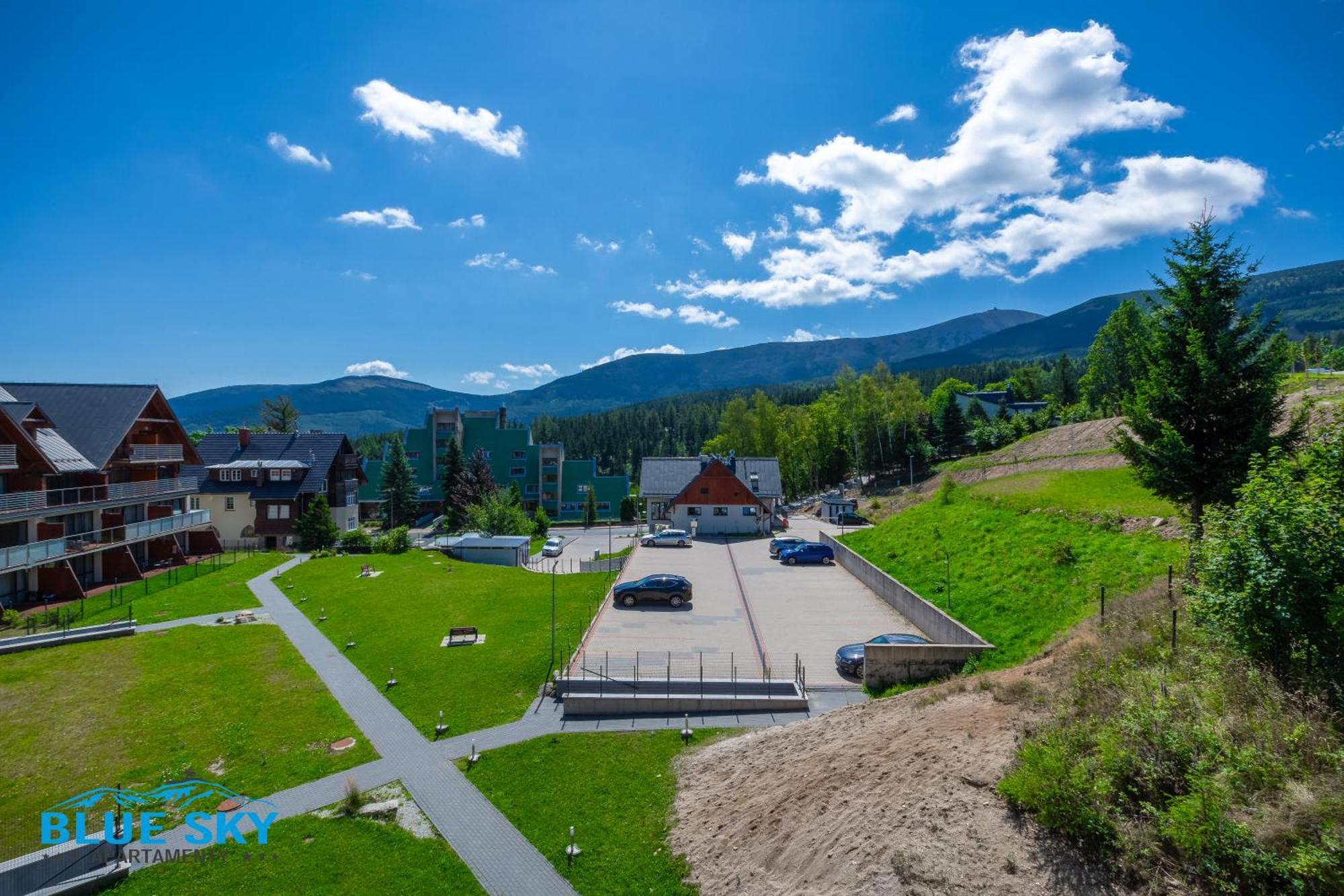 Apartamenty Bluesky - Karkonoska 13, Z Widokiem Na Gory, Blisko Szlakow I Wyciagow, W Zielonej Okolicy Карпач Екстер'єр фото